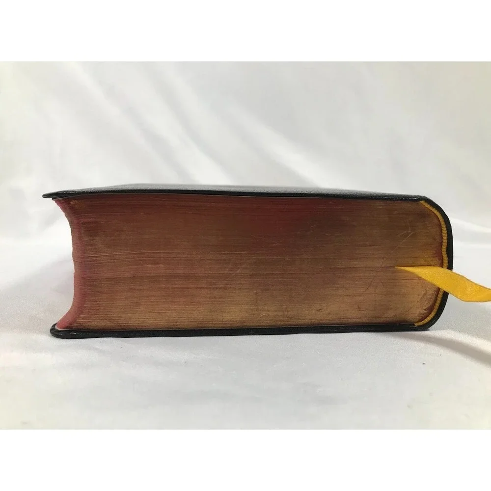 Vintage Thomas Nelson KJV Holy Bible Thumb Index Gold Gilt Edge Black Book